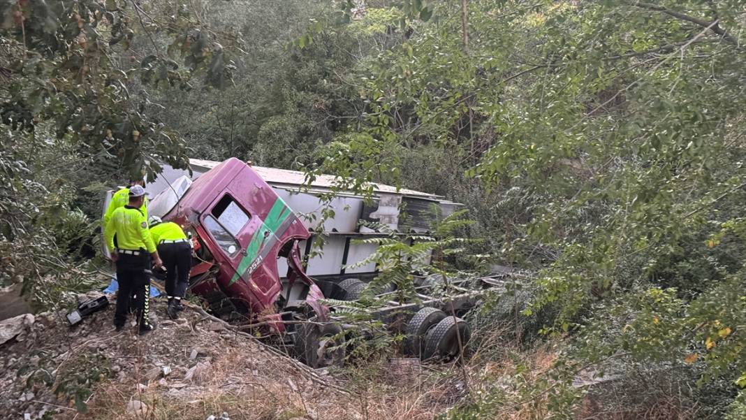 Kamyonuyla şarampole uçmuştu! Konya’da Murat Öksüz’e acı veda 2